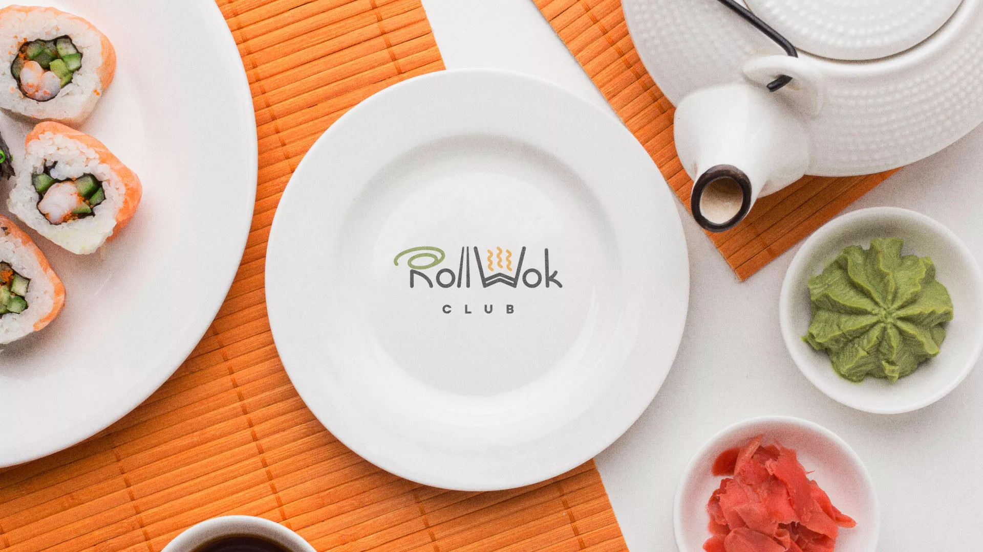 Разработка логотипа и фирменного стиля в Нестерове для суши-бара «Roll Wok Club»